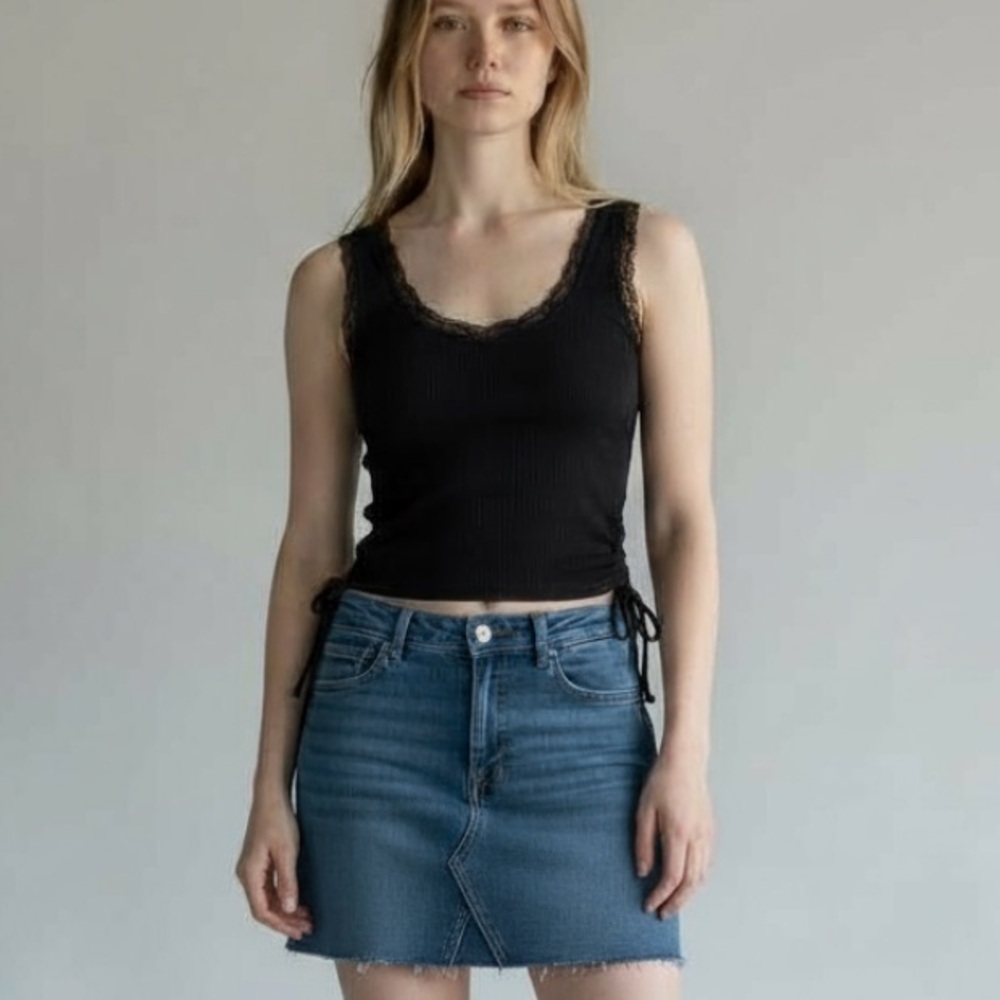 * Suzette Ribbed Top Black Sz S or OS
